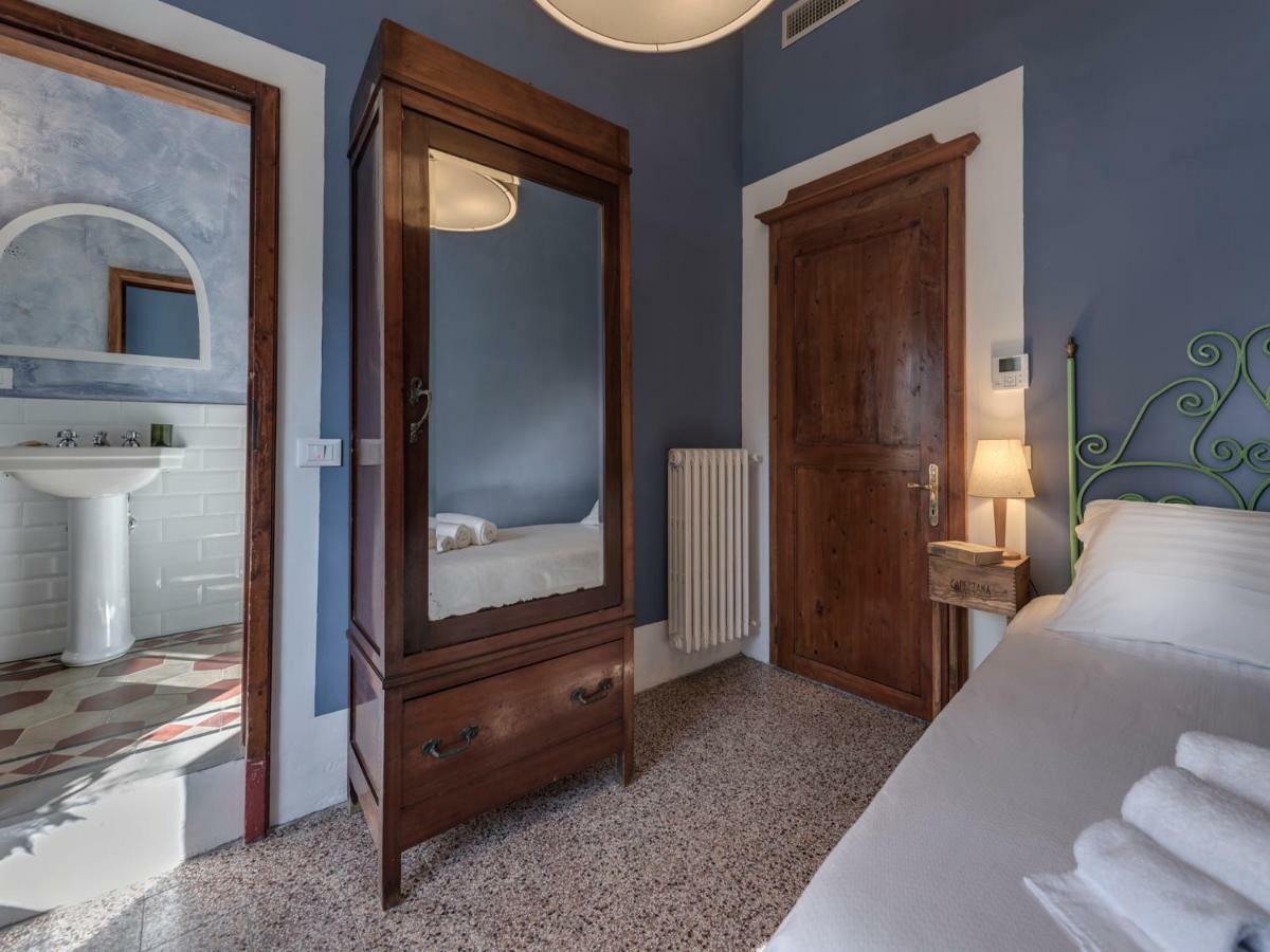 Seano Tenuta Di Capezzana Bed & Breakfast エクステリア 写真