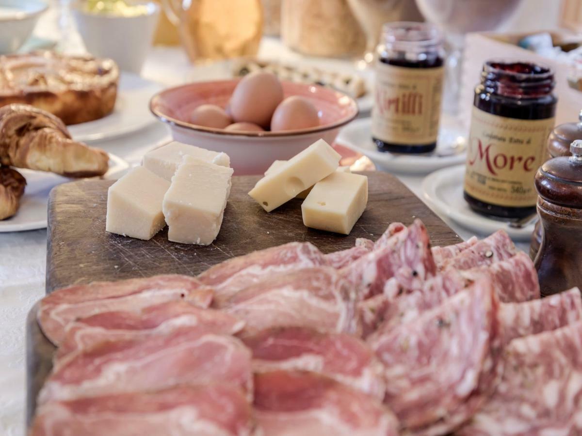 Seano Tenuta Di Capezzana Bed & Breakfast エクステリア 写真